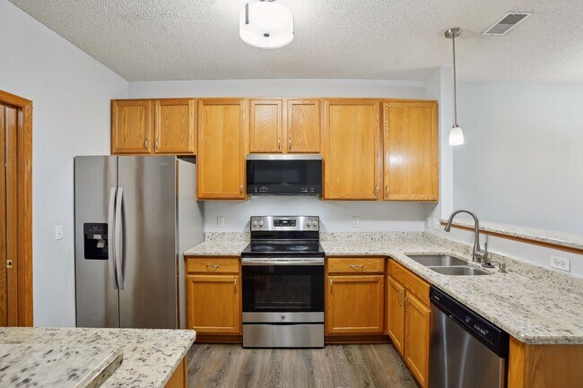 Building Photo - 7451 Derby Ln