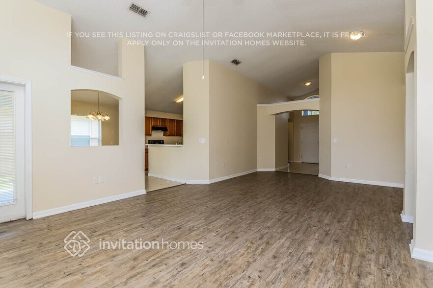 Building Photo - 2102 Flintlock Blvd