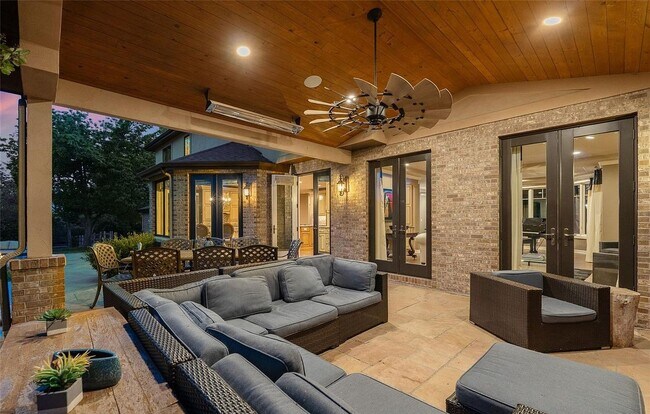 Building Photo - 4443L W Cottonwood Pl