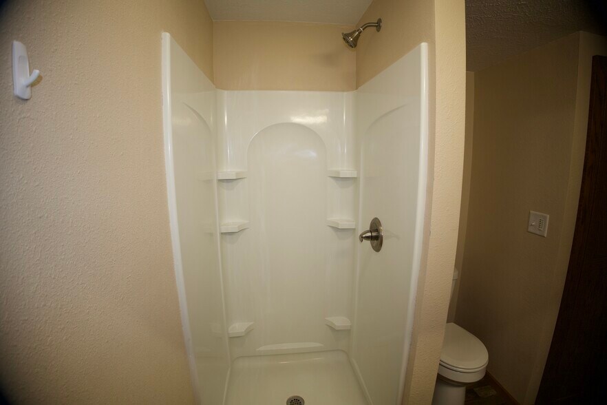 Building Photo - 1004 N 10th St