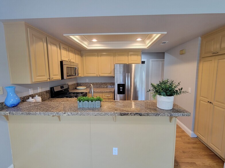 Building Photo - 429 Tangelo