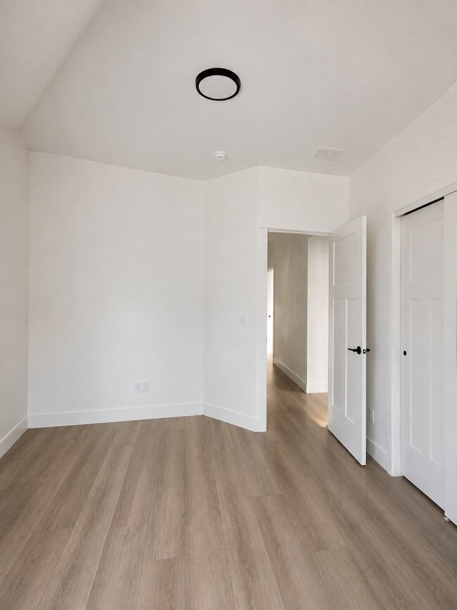 Building Photo - 6306-6308 Decker Lane