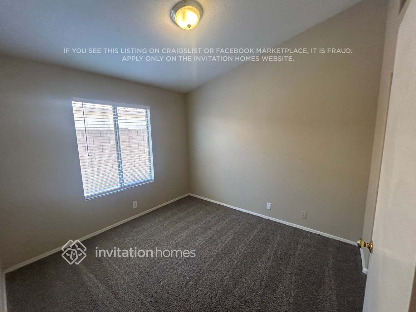 Building Photo - 9431 W Ironwood Dr
