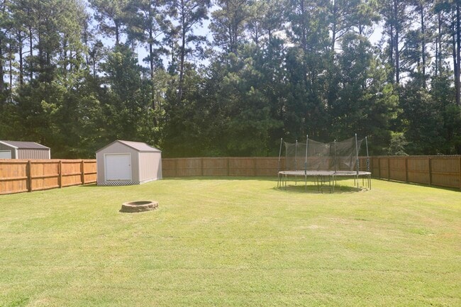Building Photo - 4370 Excursion Dr
