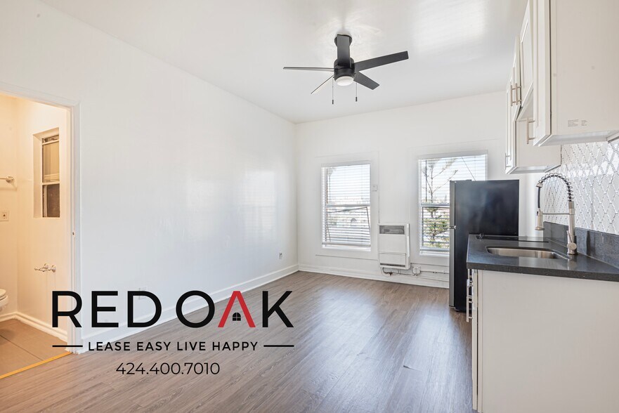 Building Photo - 744 Beacon Ave