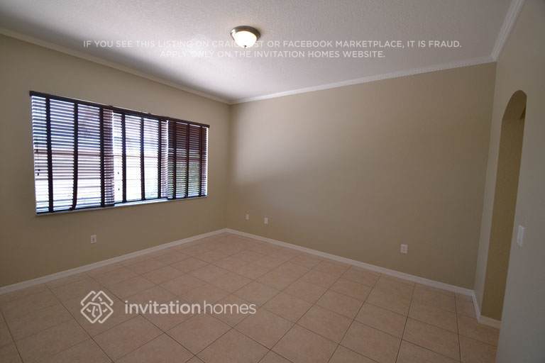 Building Photo - 16112 SW 63rd Ter