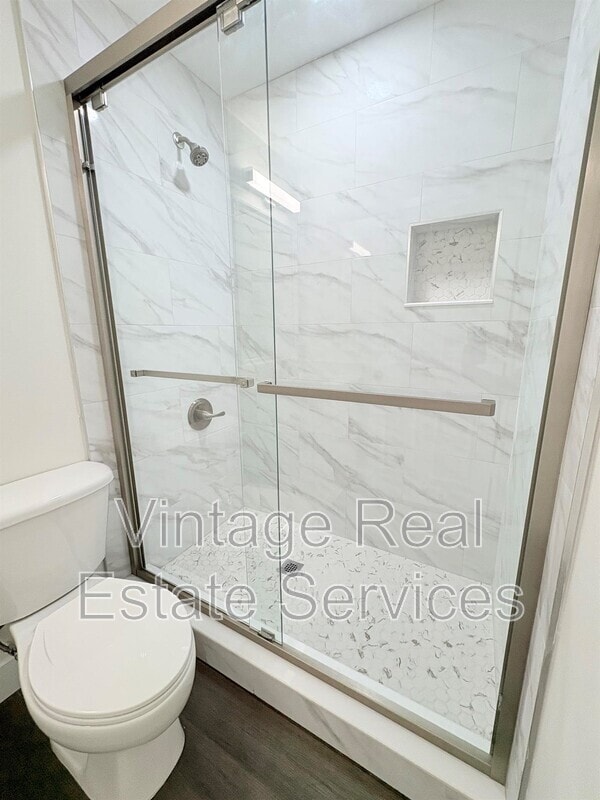 Building Photo - 8502 Gablebend Way