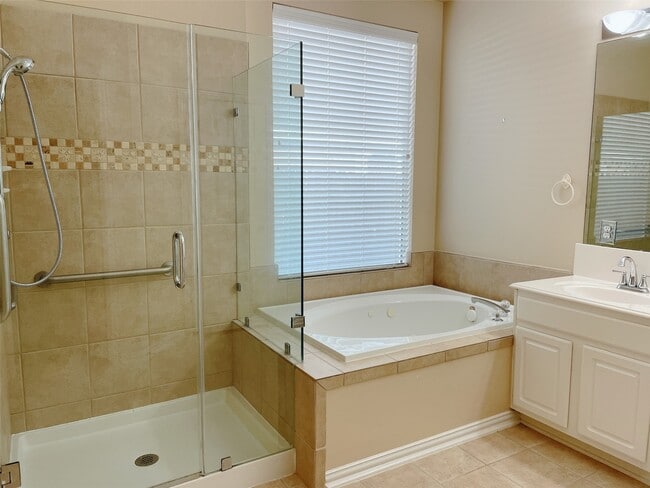 Building Photo - 3118 Autumnjoy Dr