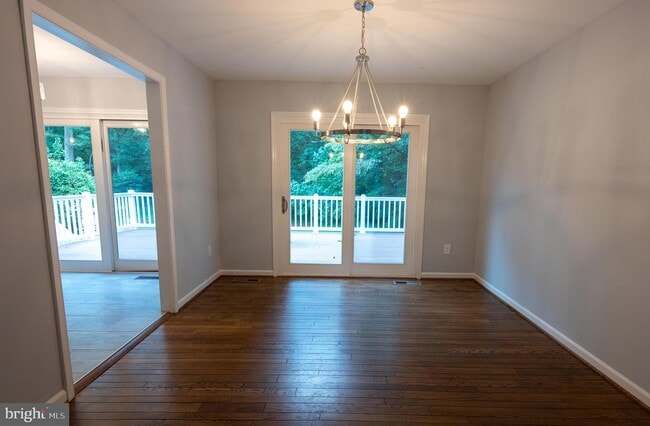 Building Photo - 4809 Piney Branch Rd