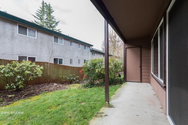 Building Photo - 17430 Ambaum Blvd S