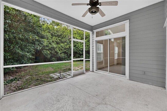 Building Photo - 914 SW 83rd Terrace