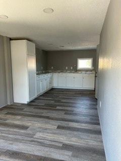 Building Photo - 509 Oak St