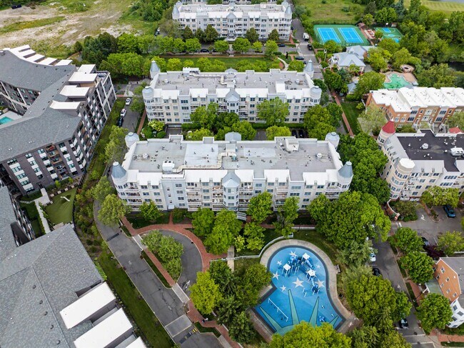 Building Photo - 4 Constellation Pl