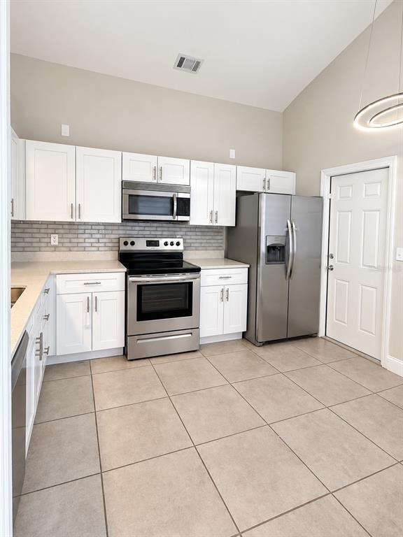 Building Photo - 145 Pinewood Cir