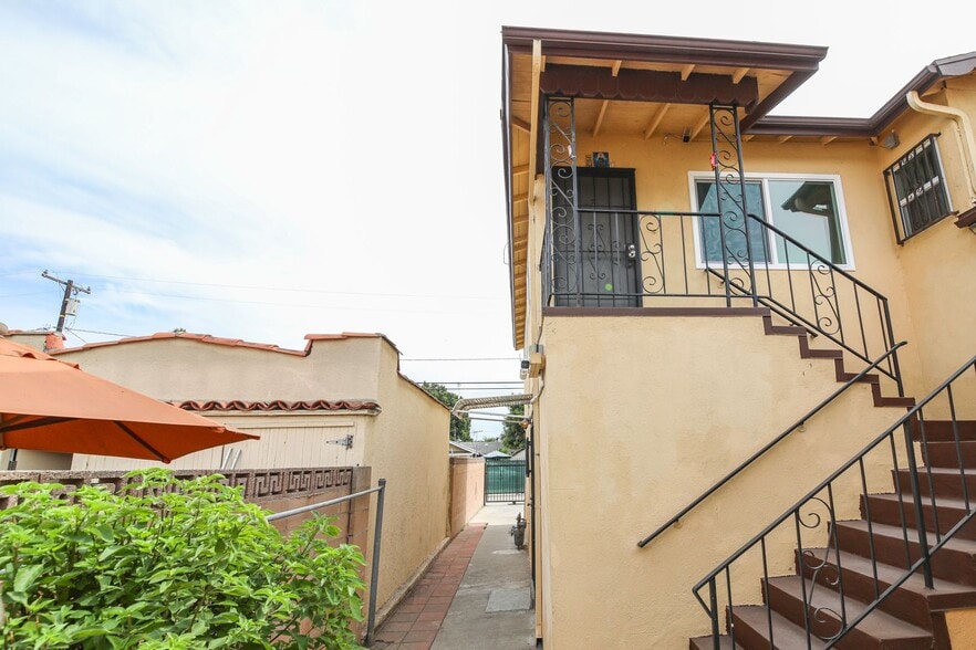 Building Photo - 248 E Norton St