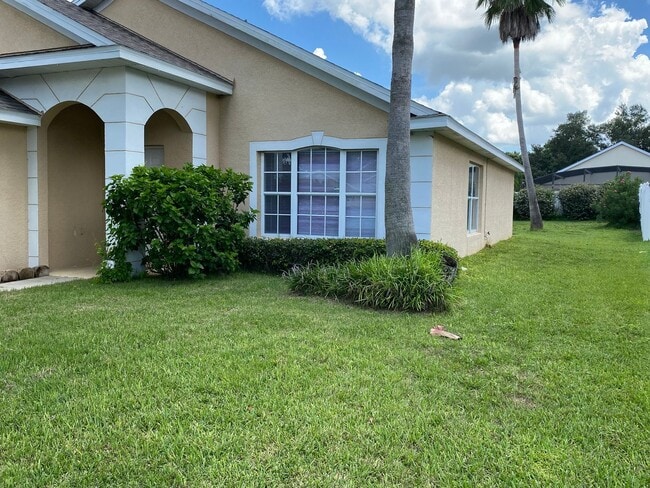 Building Photo - 15718 Bay Vista Dr