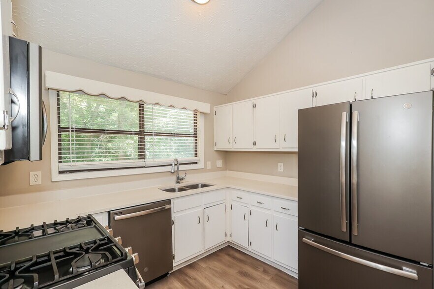 Building Photo - 4140 Hawkins Crossing