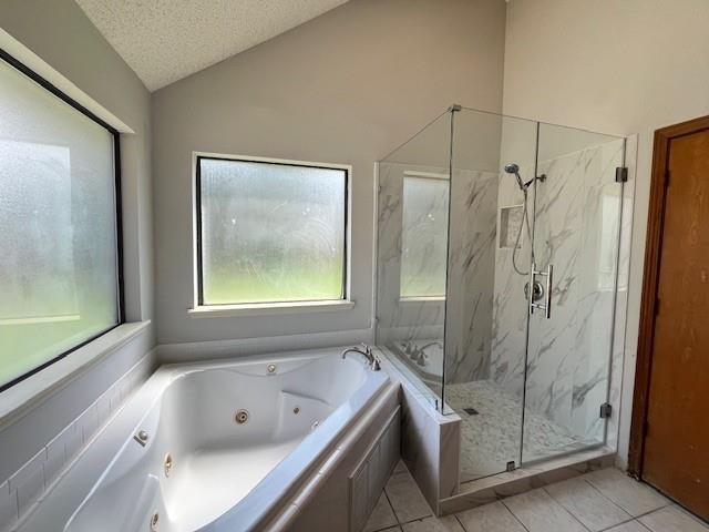 Building Photo - 2300 Cardinal Dr