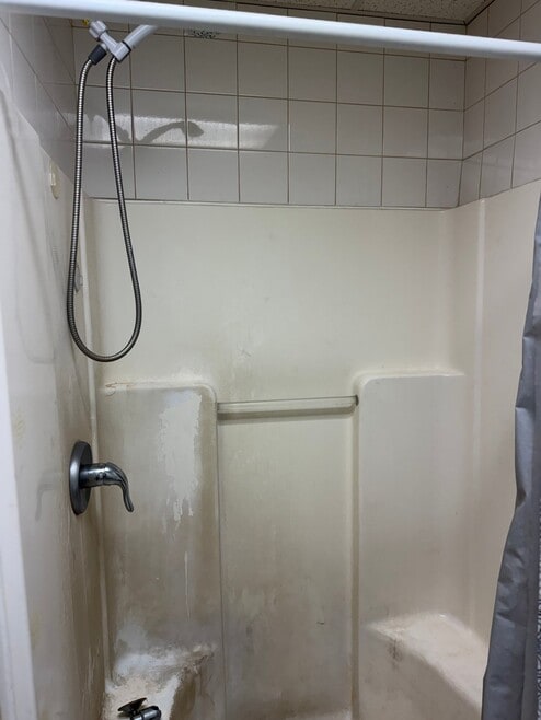 Building Photo - 1635 Centre Ave