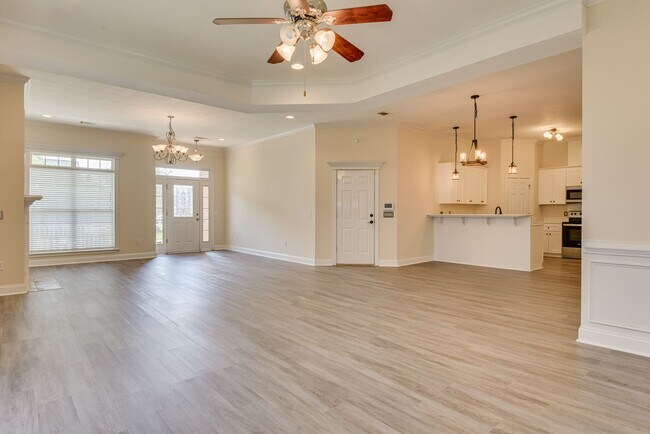 Building Photo - Price Drop Alert!  Fall Rental Specials No...