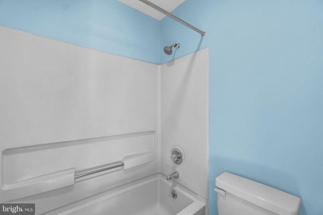 Building Photo - 8378 Montgomery Run Rd