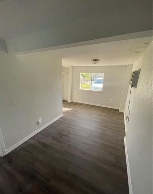 Building Photo - 23476 Harper Ave