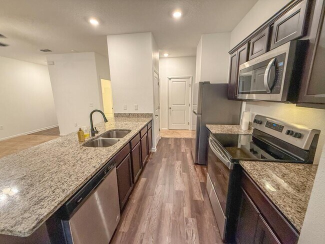 Building Photo - 16335 Winding Blossom Dr