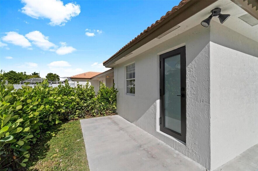 Building Photo - 15862 SW 286th St