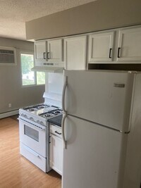 Building Photo - Cozy Two-Bedroom Condo in New Hope for 1,3...