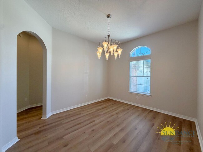 Building Photo - Updated 3BR Home in Gated Bridgeport Colony Near Hurlburt & Eglin AFB!