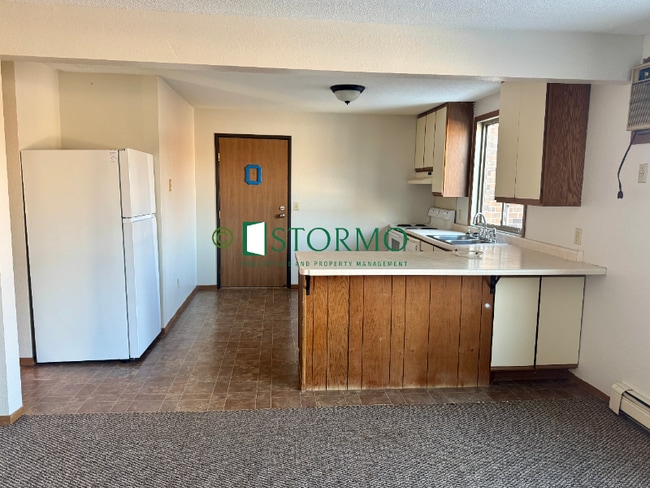 Building Photo - 1311 6th Ave S