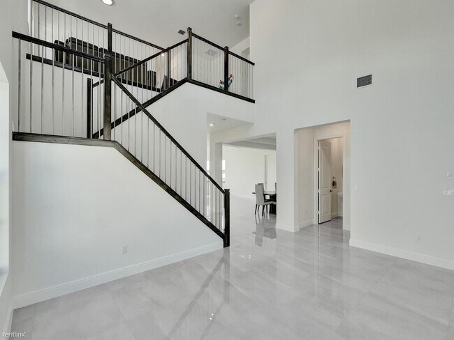 Building Photo - 5 br, 5.5 bath House - 9040 W Parkland Bay...