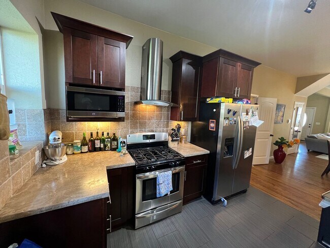 Building Photo - Santa Fe Arts District Gem, 3bed x 2 bath