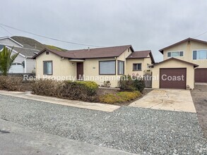 Building Photo - AVAILABLE MAY - 3 Bed / 2 Bath Cayucos Home