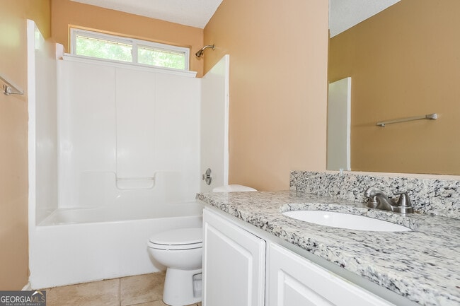 Building Photo - 203 London Dr