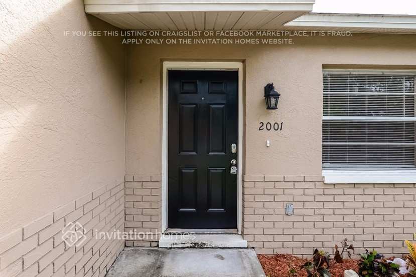 Building Photo - 2001 E Giddens Ave