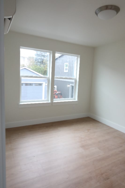 Building Photo - 12913 SE Ridgecrest Rd