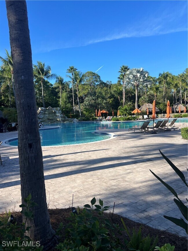 Building Photo - 9081 Albion Ln S