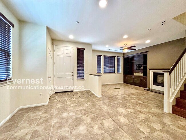 Building Photo - 10435 Whitcomb Way