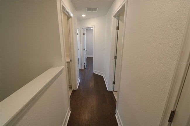 Building Photo - 4510 S Manhattan Ave