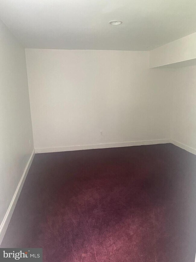 Building Photo - 12971 Queen Chapel Rd