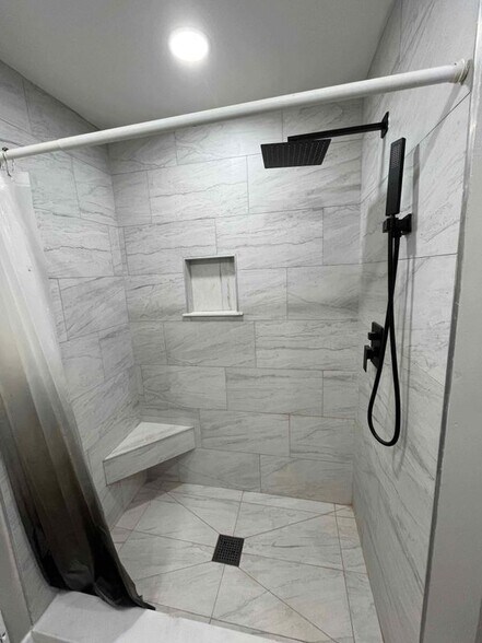 Building Photo - 1734 Cahoon St SW