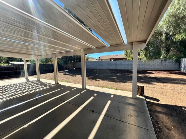 Building Photo - 12541 Softwind Dr