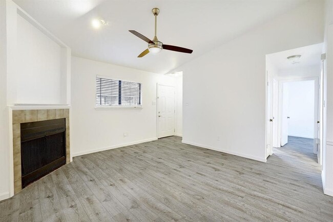 Building Photo - 1314 Zephyr Ln