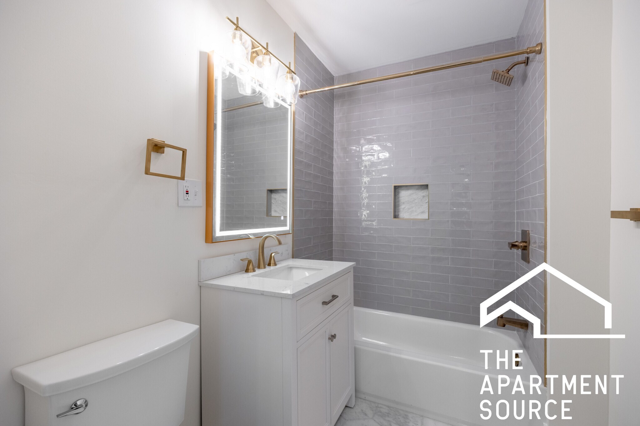 Building Photo - 4638 N Hamilton Ave