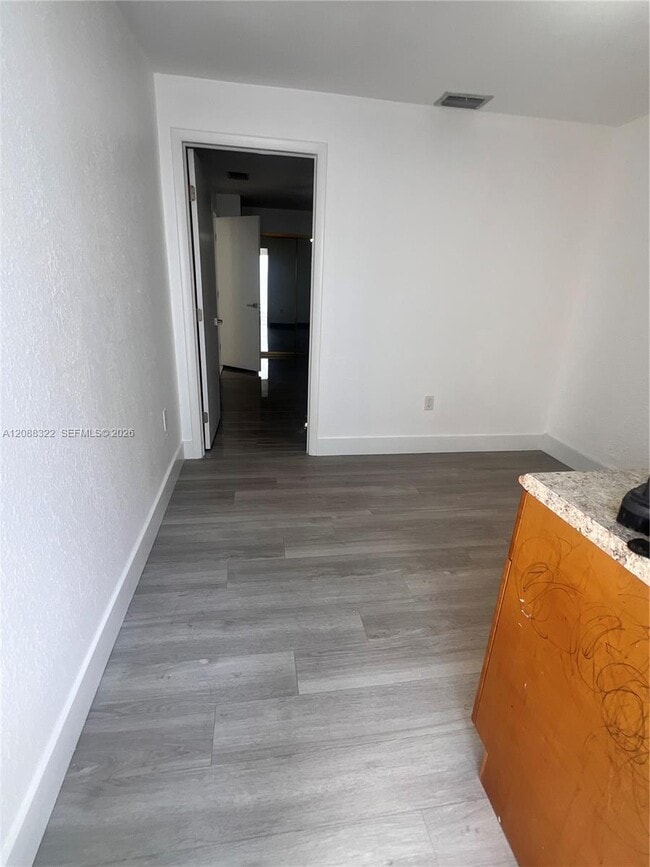 Building Photo - 1615 SW 137th Pl