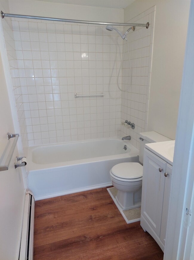 Building Photo - 32 S Main St