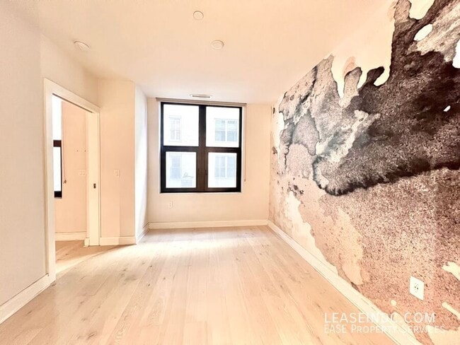 Building Photo - 1427 Rhode Island Ave NW