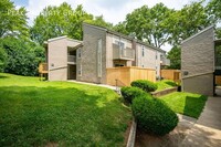 Building Photo - 975 Quay Ave