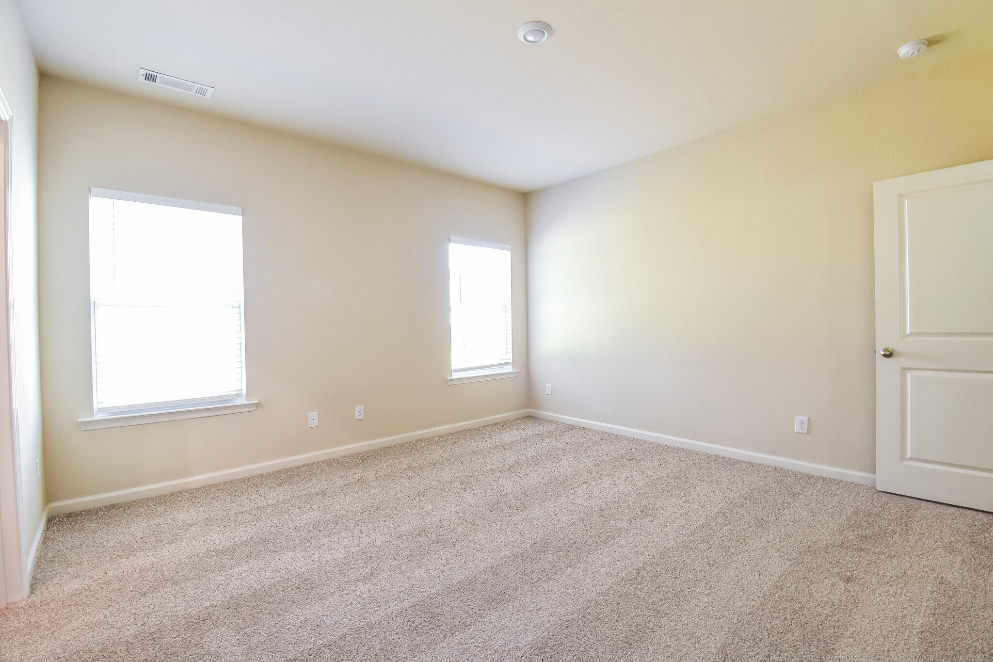 Building Photo - 133 Innis Brk Cir